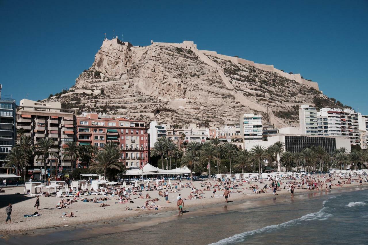 Habitacion Centrica - Only Women Alicante Exterior photo